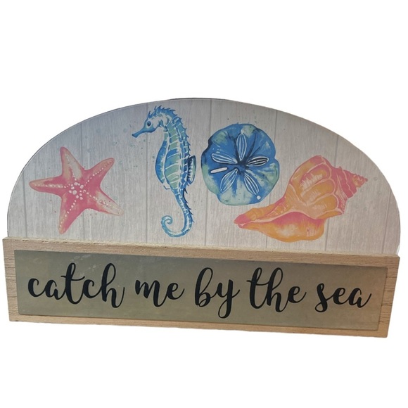 Wood and Metal “Catch Me By The Sea” Sign Plaque with Seahorse Shells & Starfish - Picture 1 of 5